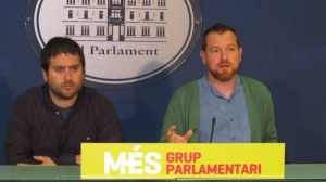 Rafael Sedano y David Abril en el Parlament de les Illes Balears
